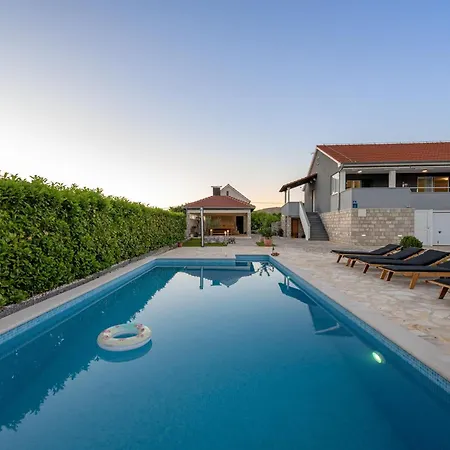 Pool Marija Prázdninový dům